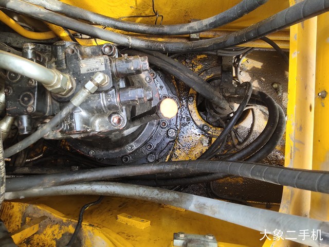 杰西博 JS240LC 挖掘机