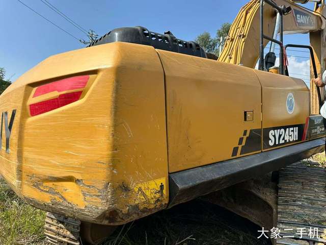 三一重工 SY245H 挖掘机