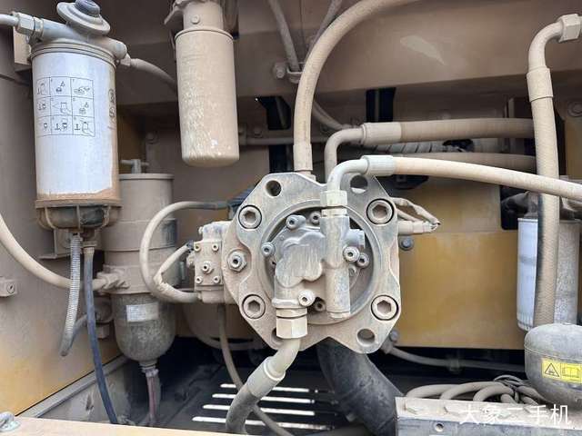 山东临工 E6250F 挖掘机