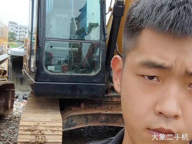 三一重工 SY135C 挖掘机