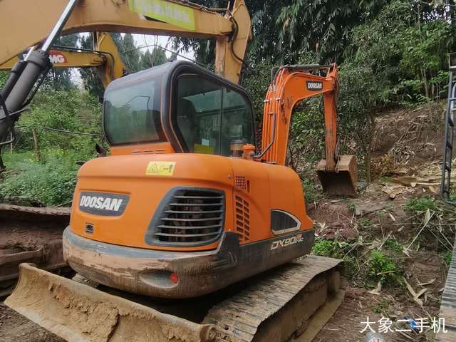 斗山 DX60E-9C 挖掘机