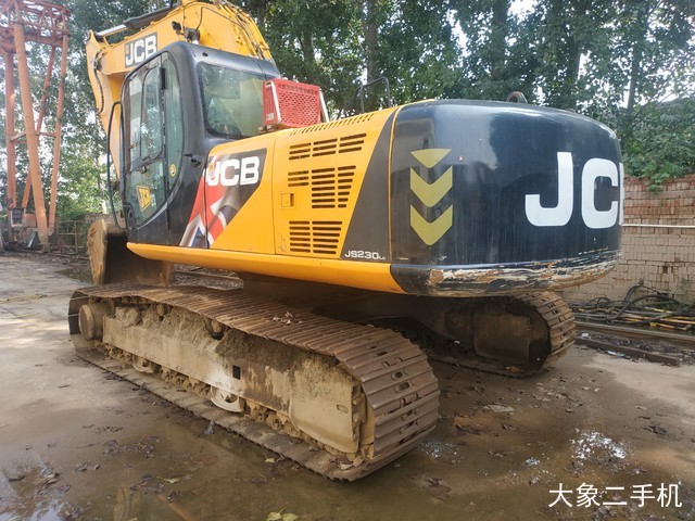 杰西博 JS230LC 挖掘机