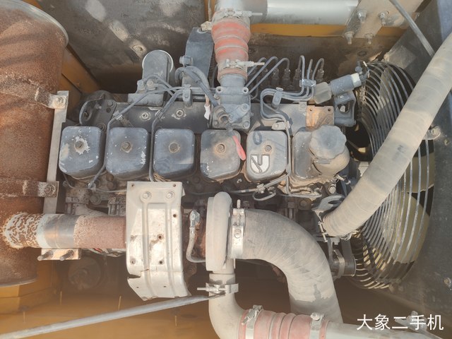 现代 R225LC-7 挖掘机