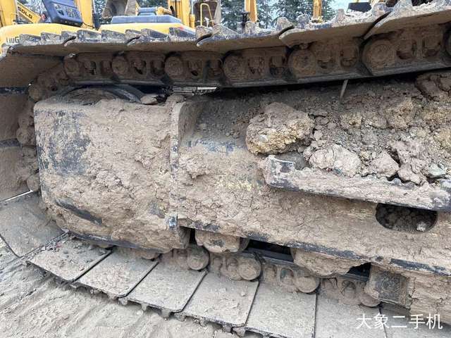 山东临工 E6250F 挖掘机