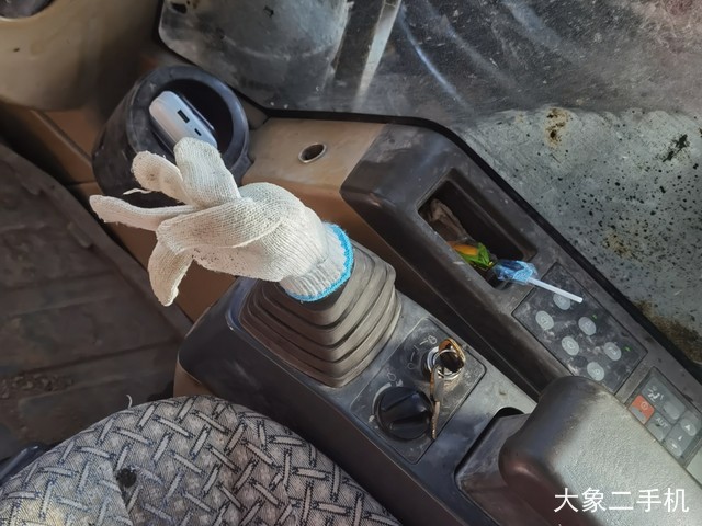 卡特彼勒 320CL 挖掘机