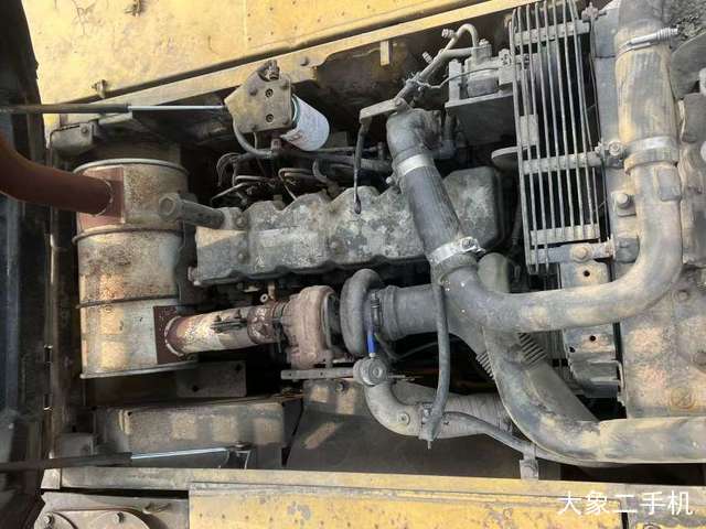 小松 PC220-8 挖掘机