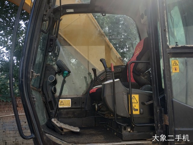 杰西博 JS230LC 挖掘机