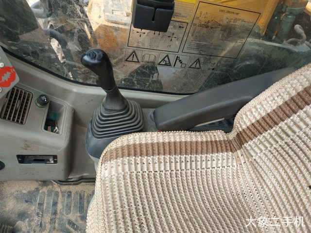 三一重工 SY235C 挖掘机