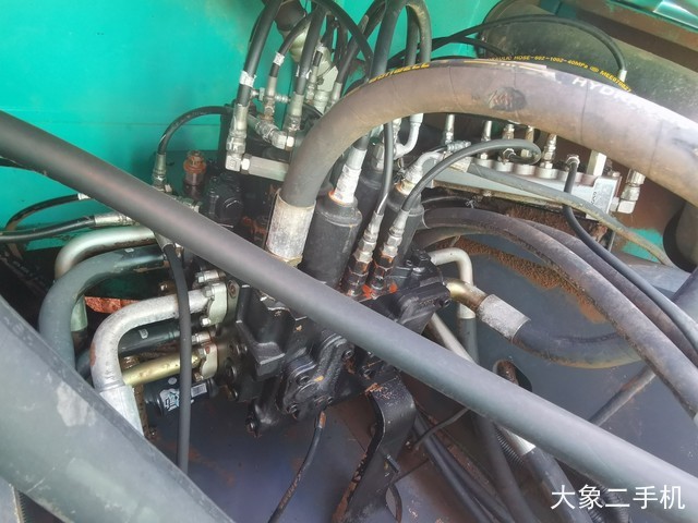 神钢 SK380D 挖掘机