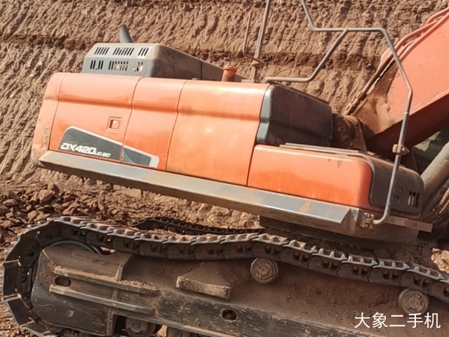 斗山 DX380LC 挖掘机