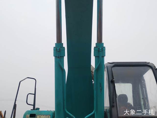 神钢 SK350LC-8 挖掘机