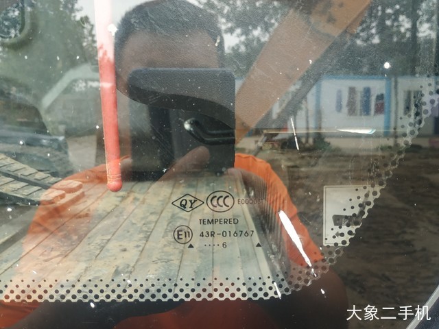 三一重工 SY215C-10 挖掘机