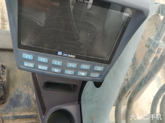 徐工 XE370CA 挖掘机