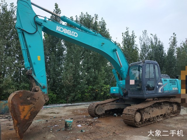 神钢 SK260LC-8 挖掘机