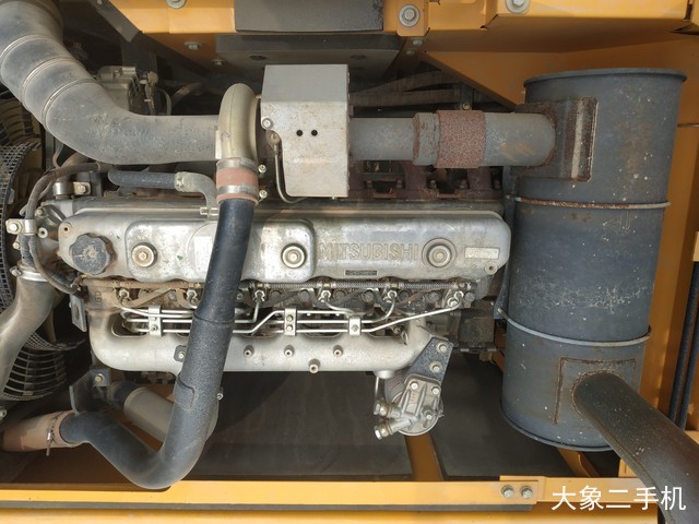 三一重工 SY215C-9 挖掘机