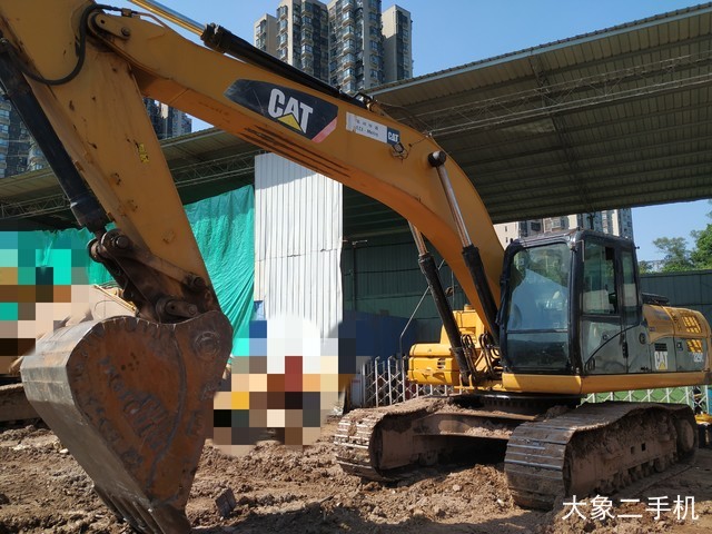 卡特彼勒 329D 挖掘机