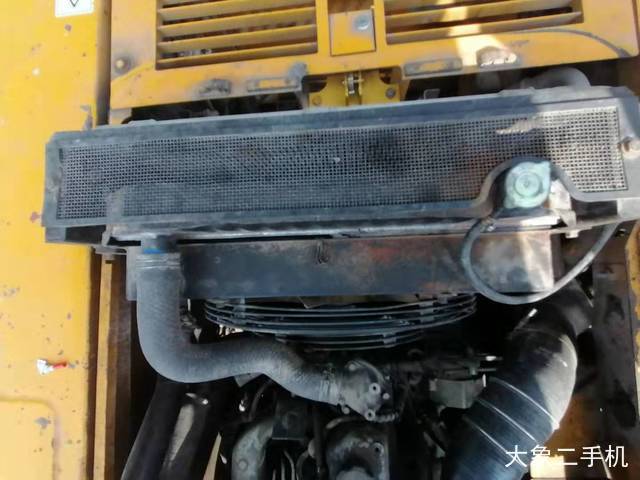 三一重工 SY215C 挖掘机