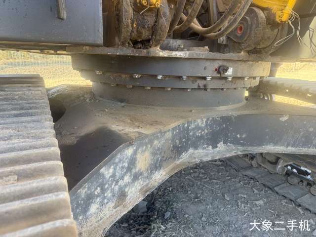 山东临工 E6135F 挖掘机