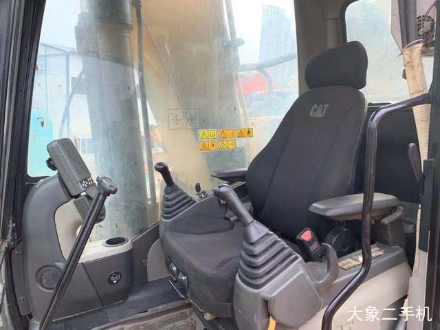 卡特彼勒 320D2液压 挖掘机