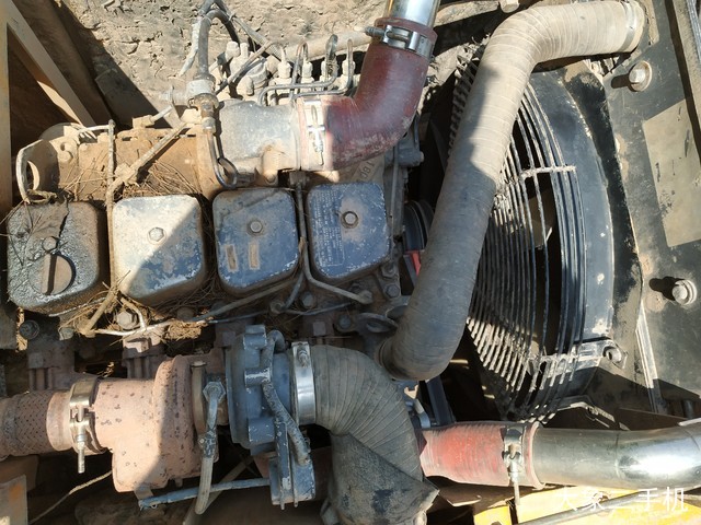 徐工 XE150D 挖掘机