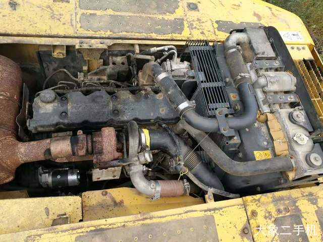 小松 PC240LC-8 挖掘机