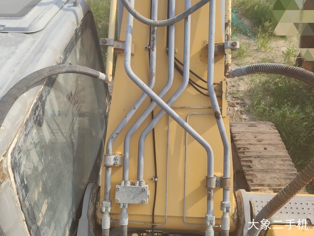 徐工 XE370CA 挖掘机