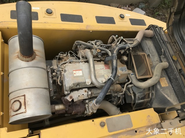 神钢 SK210LC-8 挖掘机