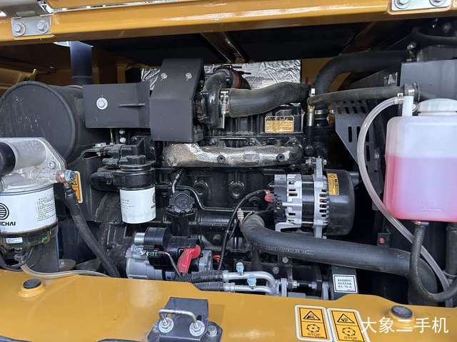 徐工 XE75G 挖掘机