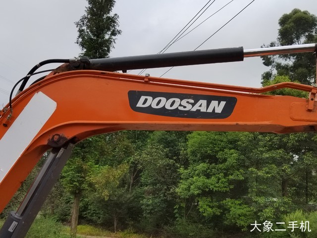 斗山 DX60E-9C 挖掘机