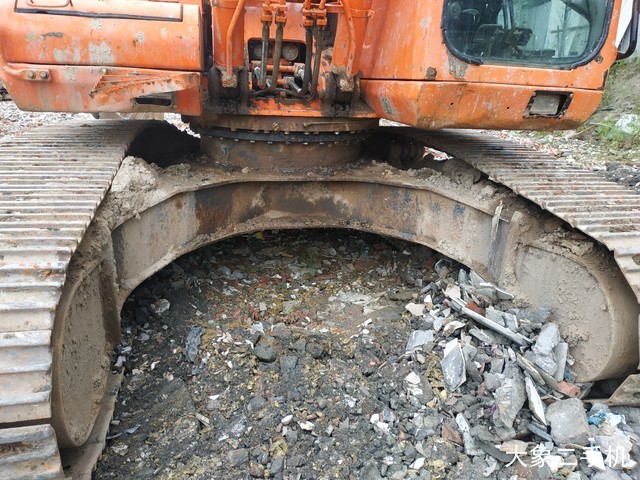 斗山 DH225LC-9 挖掘机