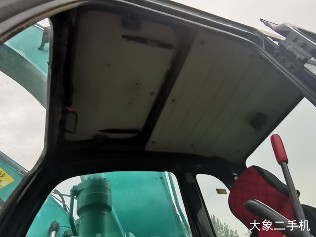 神钢 SK250 挖掘机