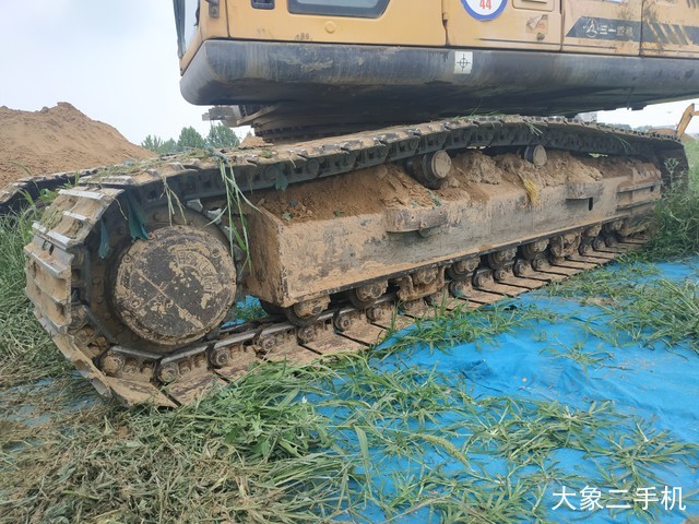 三一重工 SY235C 挖掘机