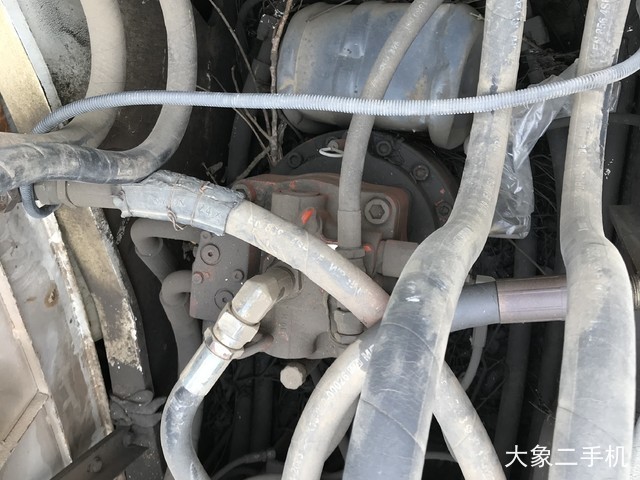 中联重科 ZE230E 挖掘机