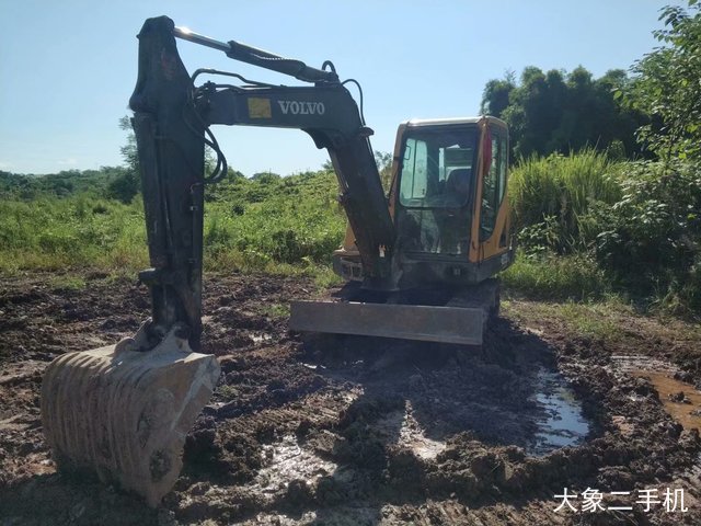 沃尔沃 EC55B 挖掘机