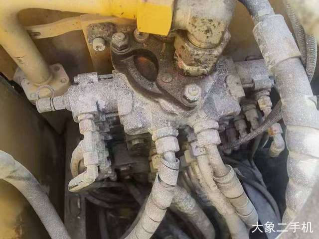 三一重工 SY75C-9 挖掘机