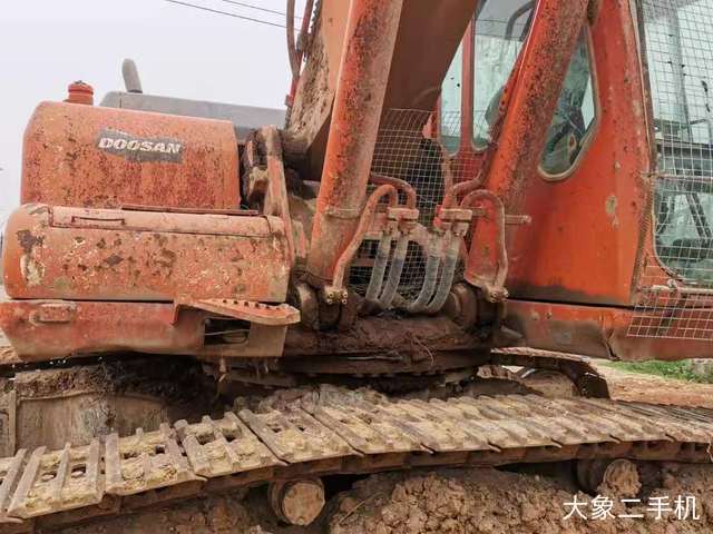 斗山 DH300LC-7 挖掘机