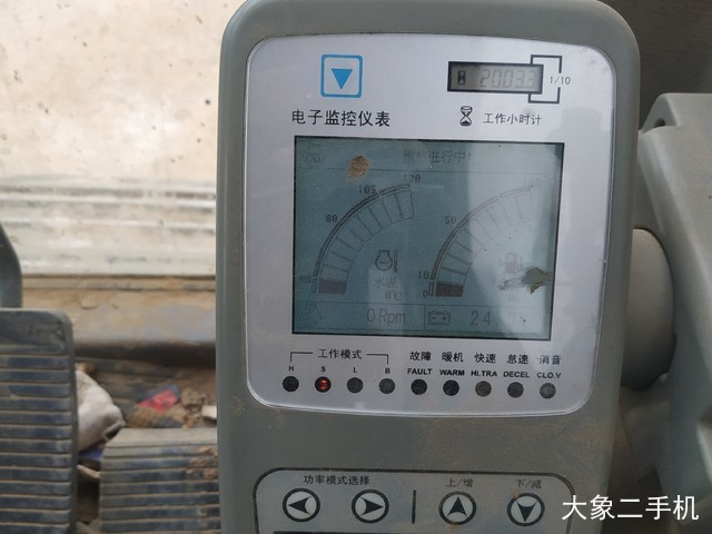 徐工 XE210 挖掘机