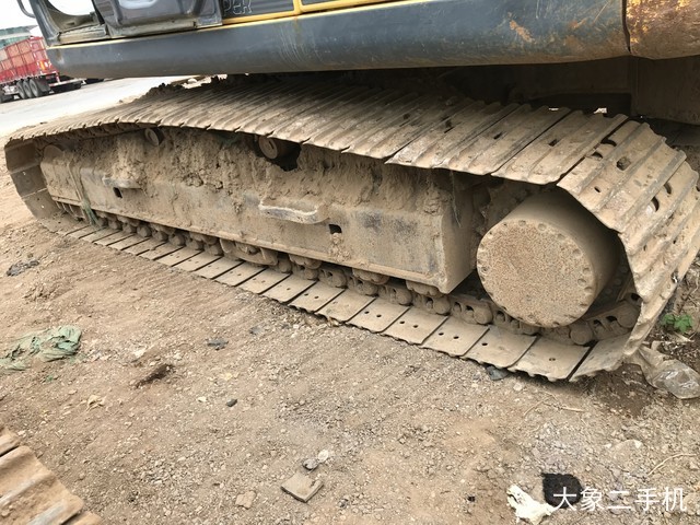 神钢 SK210LC-8 挖掘机