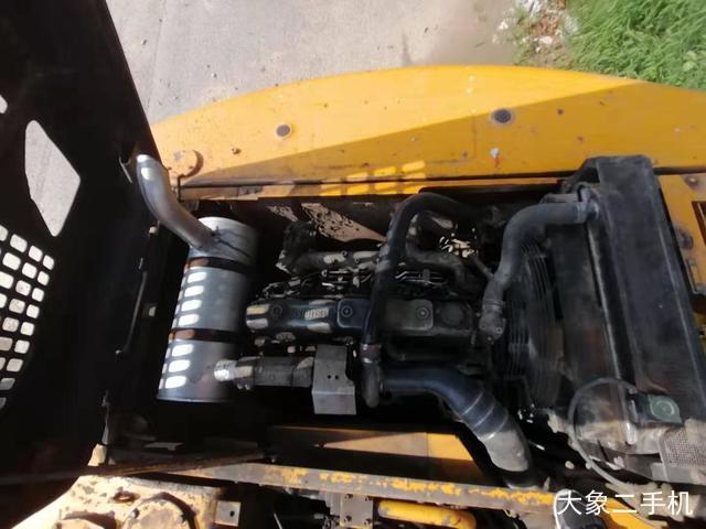 三一重工 SY215C 挖掘机