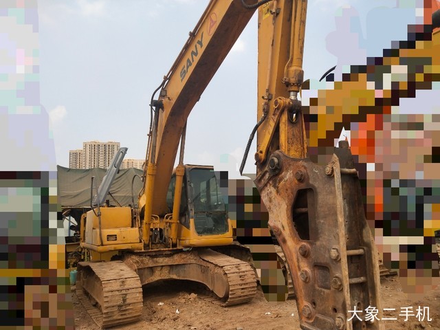 三一重工 SY200C 挖掘机