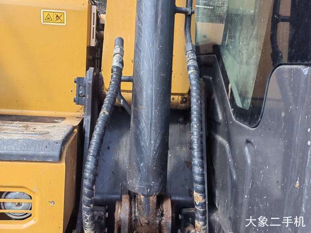 徐工 XE75G 挖掘机