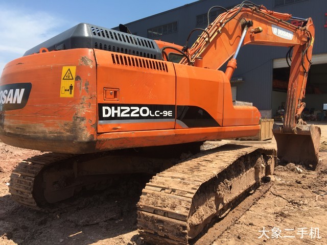 斗山 DH220LC-9E 挖掘机