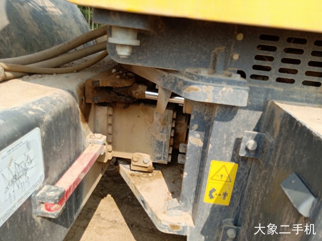 山东临工 LGS822 压路机