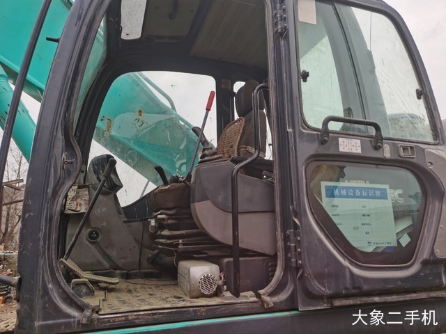 神钢 SK350LC-8 挖掘机