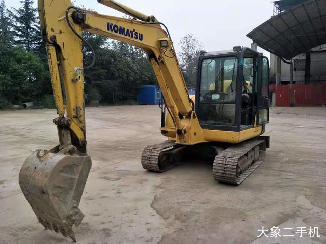 小松 PC56-7 挖掘机