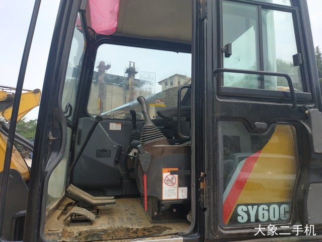 三一重工 SY60C-10 挖掘机