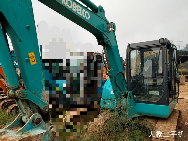 神钢 SK60-8 挖掘机