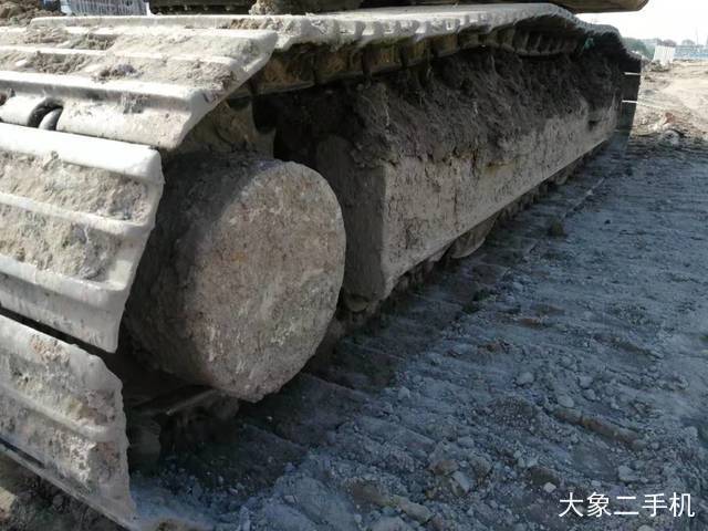 现代 R275LC-9T 挖掘机