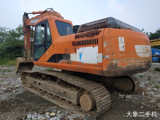 斗山 DH225LC-9 挖掘机