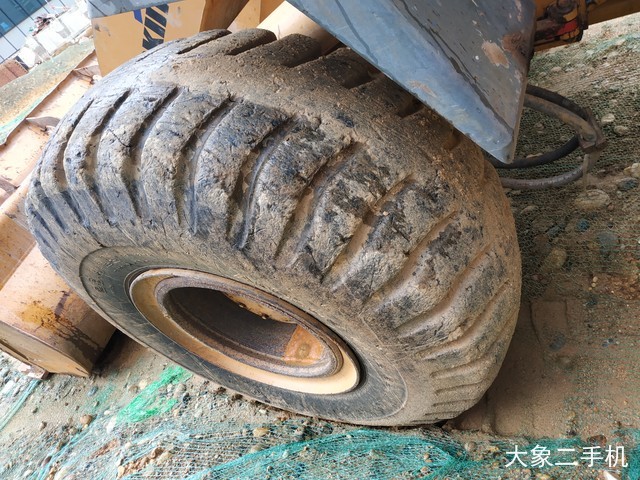 龙工 LG855B 装载机